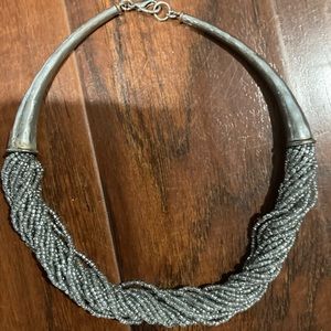 Grey chunky necklace